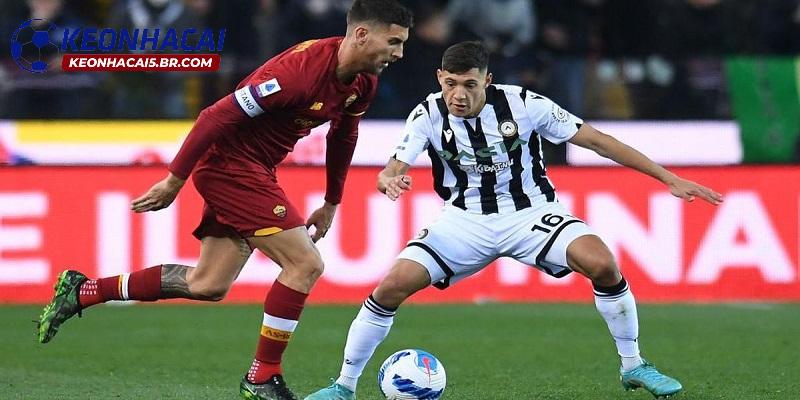 Soi kèo Udinese vs AS Roma