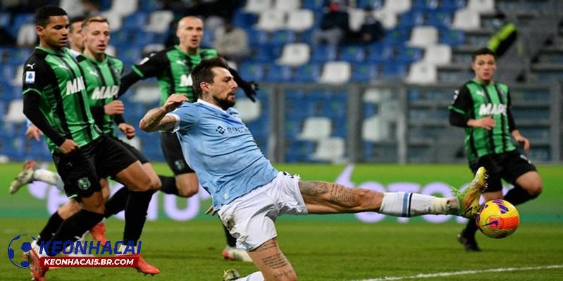 Soi kèo Verona vs Lazio